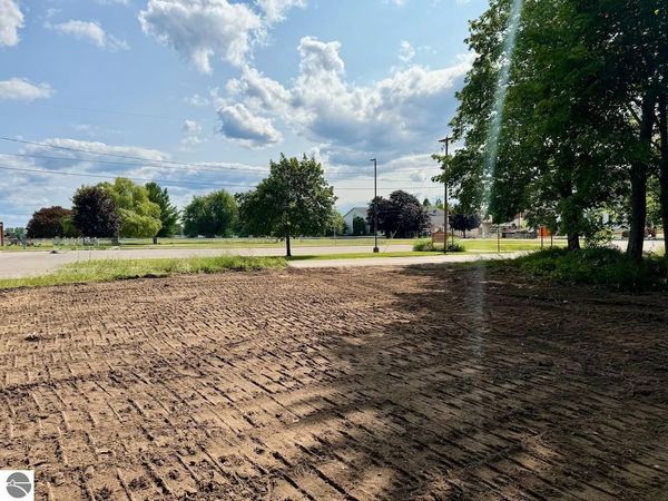 31 Buckley, Elk Rapids, MI 49629