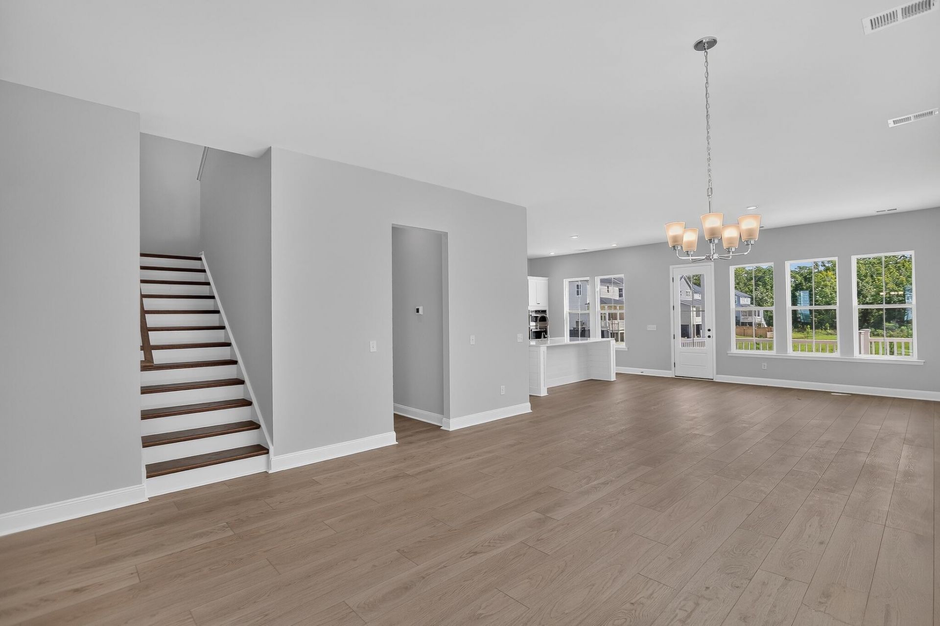 257 Maritime Way Photo 12