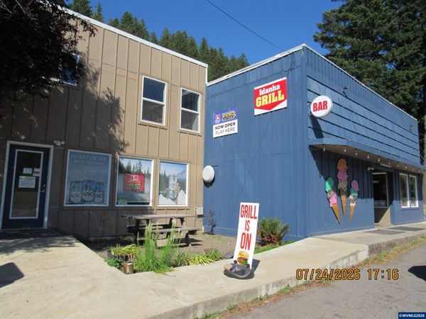 183 Highway 22, Idanha, OR 97350