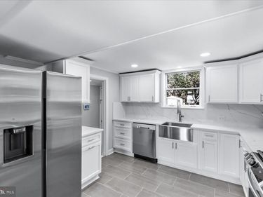 5806 S CRESTWOOD AVENUE , RICHMOND, VA 23226