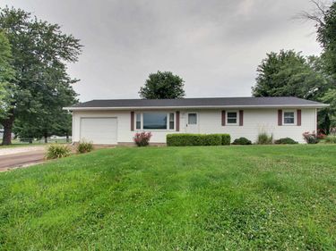 5223 S Willer Drive, Quincy, IL 62305