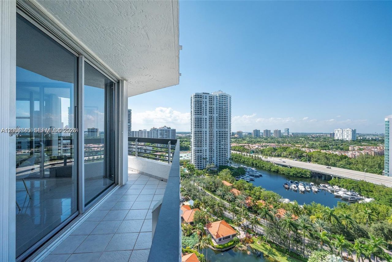 19101 NE 36th Ct, Unit 2206, Aventura, FL 33180 Photo