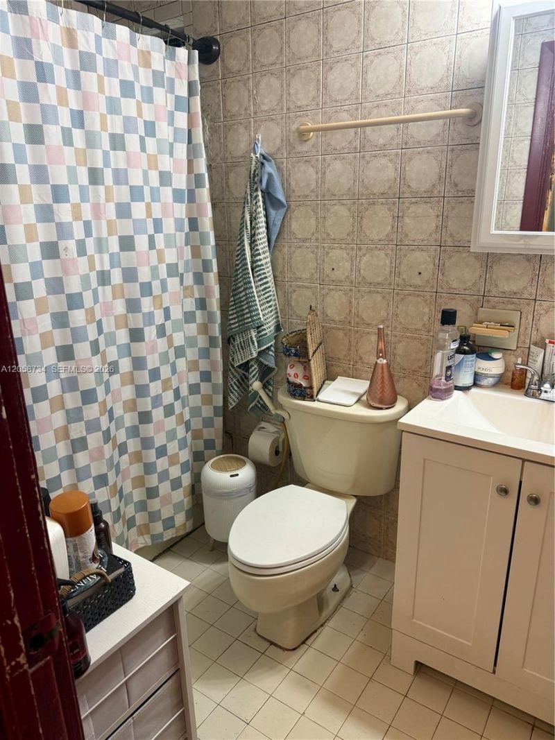 3969 SW 2nd St, Miami, FL 33134 Photo