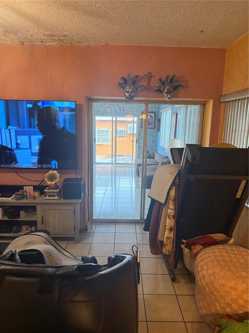 3969 SW 2nd St, Miami, FL 33134 Photo