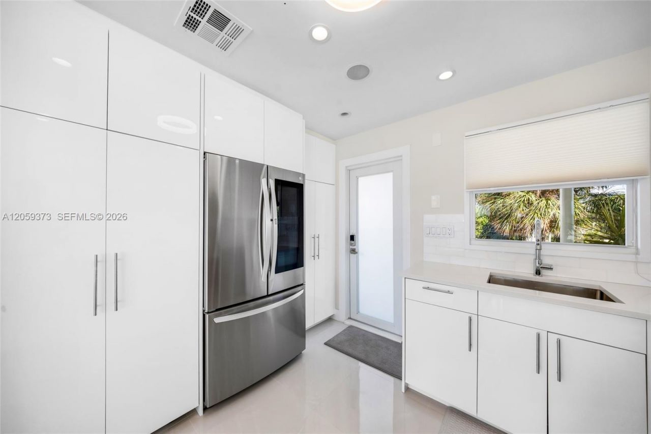 1124 Seminole Dr, Unit 4F, Fort Lauderdale, FL 33304 Photo