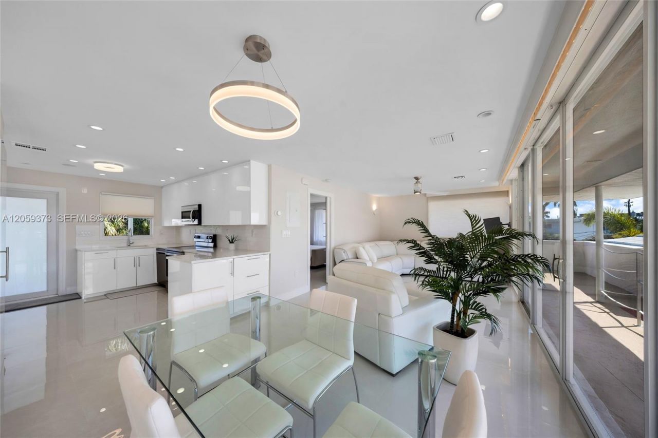 1124 Seminole Dr, Unit 4F, Fort Lauderdale, FL 33304 Photo