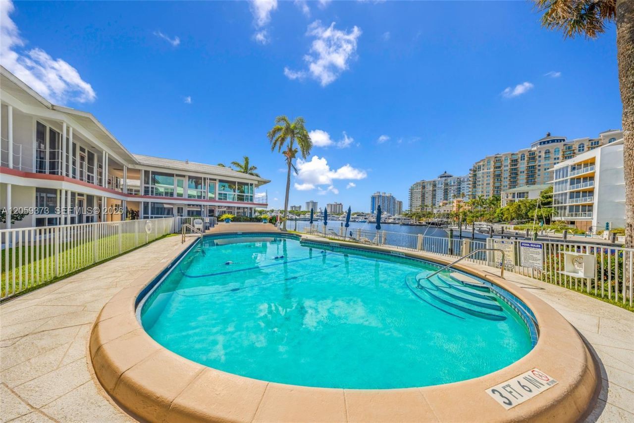 1124 Seminole Dr, Unit 4F, Fort Lauderdale, FL 33304 Photo