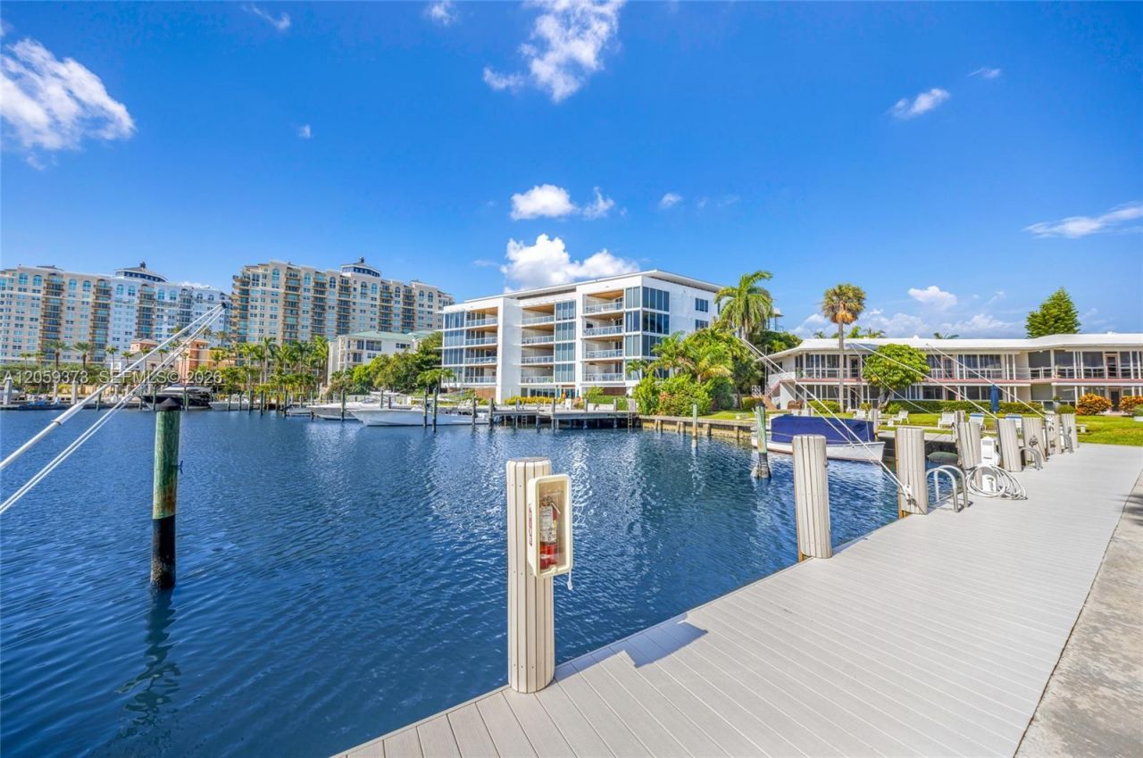 1124 Seminole Dr, Unit 4F, Fort Lauderdale, FL 33304 Photo