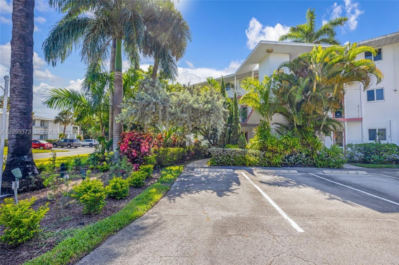 1124 Seminole Dr, Unit 4F, Fort Lauderdale, FL 33304 Photo