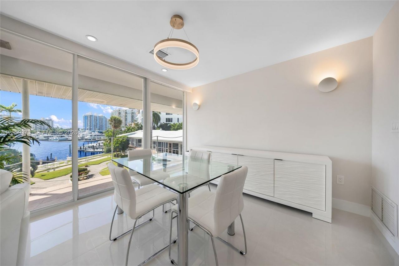 1124 Seminole Dr, Unit 4F, Fort Lauderdale, FL 33304 Photo