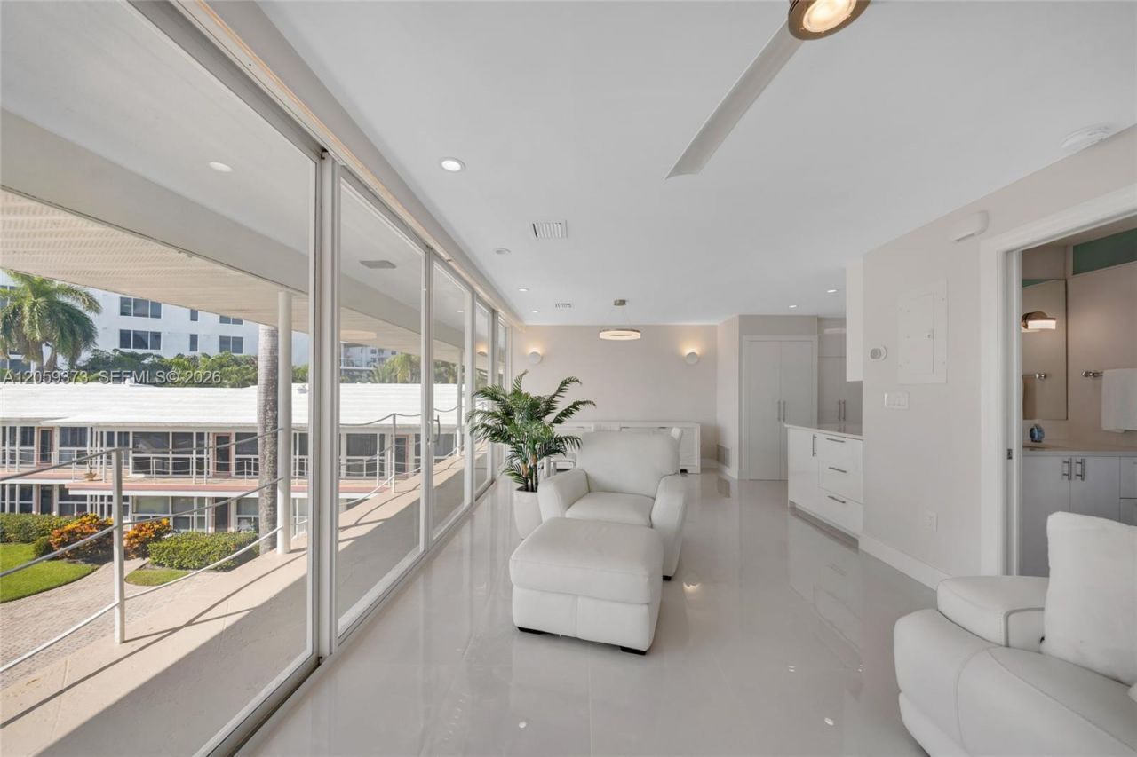 1124 Seminole Dr, Unit 4F, Fort Lauderdale, FL 33304 Photo