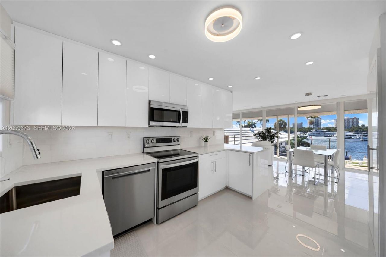 1124 Seminole Dr, Unit 4F, Fort Lauderdale, FL 33304 Photo