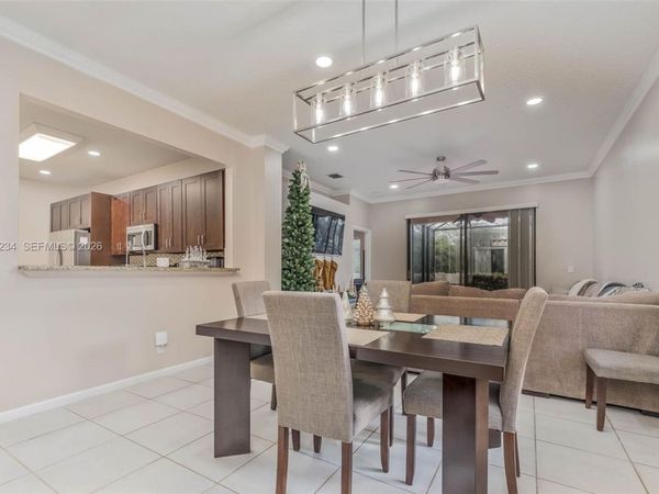 3044 La Mirage Dr, Lauderhill, FL 33319