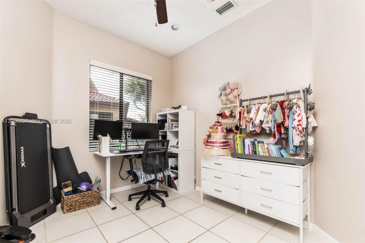 3044 La Mirage Dr, Lauderhill, FL 33319 Photo