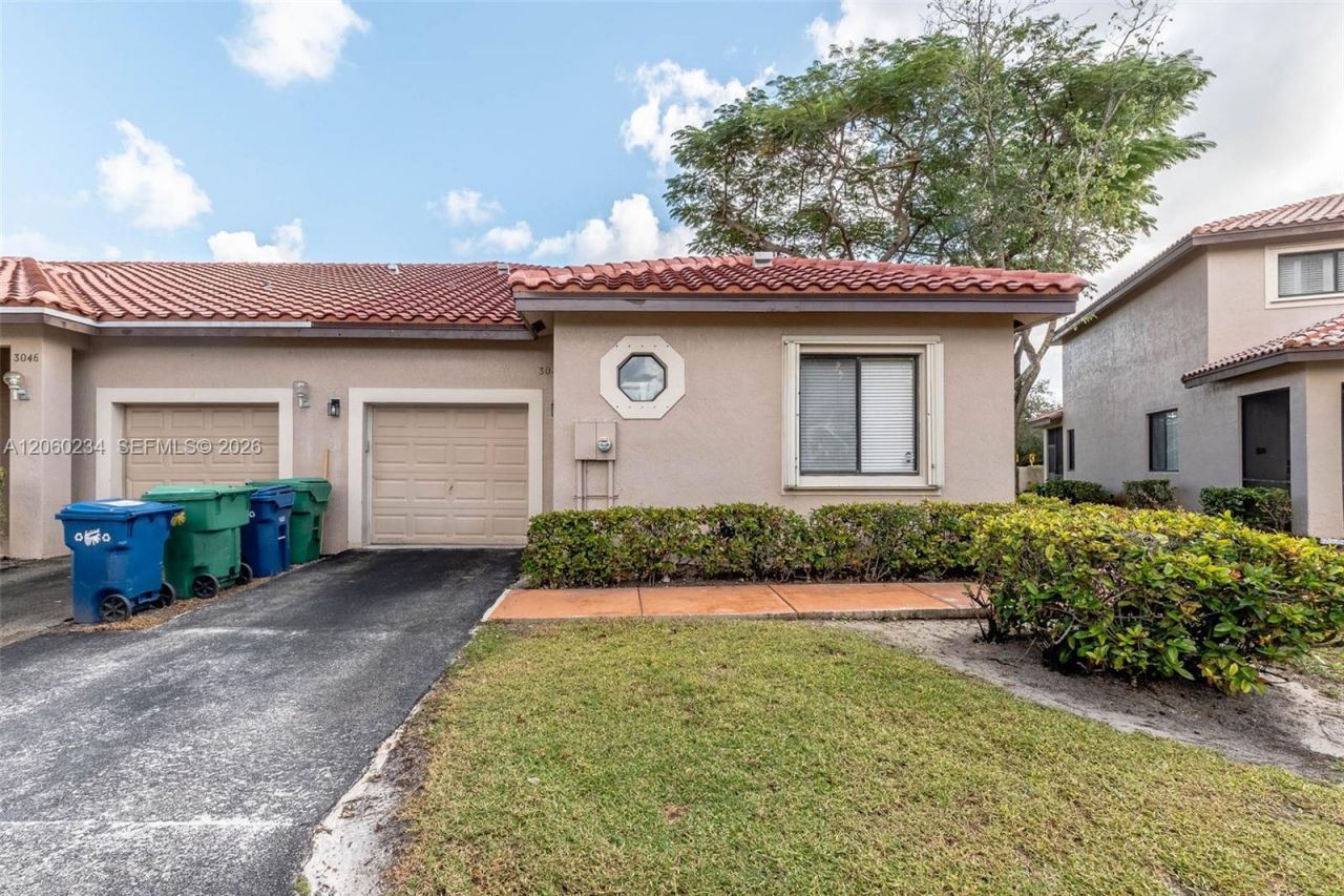 3044 La Mirage Dr, Lauderhill, FL 33319 Photo