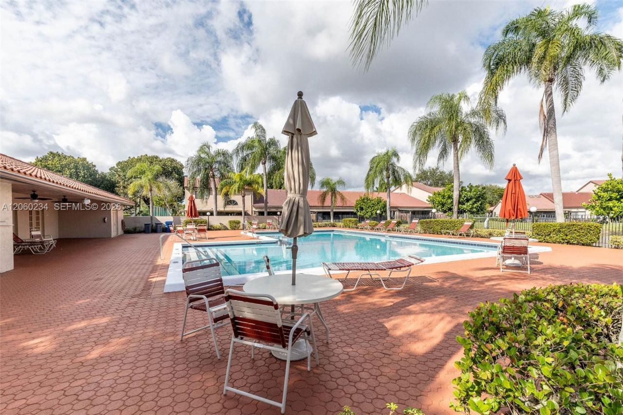 3044 La Mirage Dr, Lauderhill, FL 33319 Photo