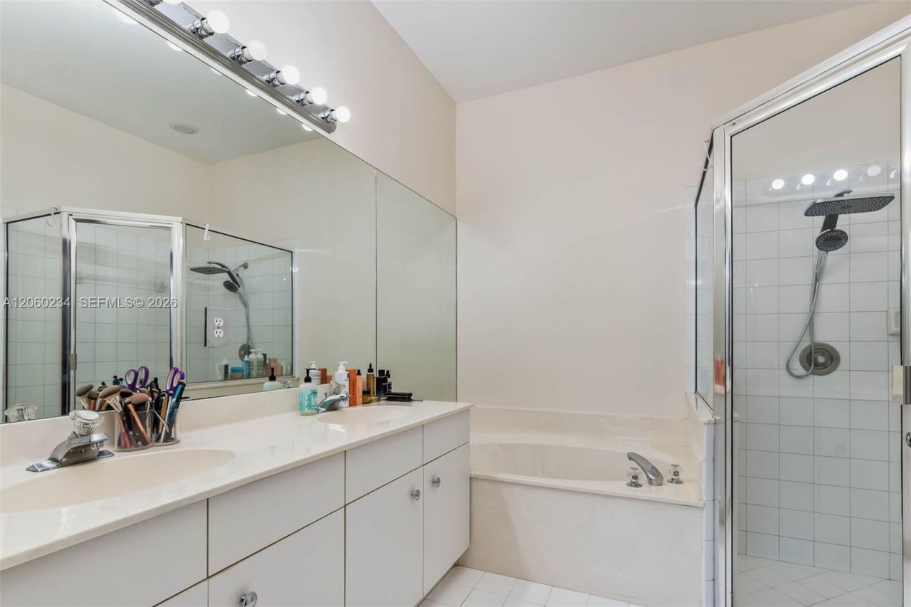 3044 La Mirage Dr, Lauderhill, FL 33319 Photo