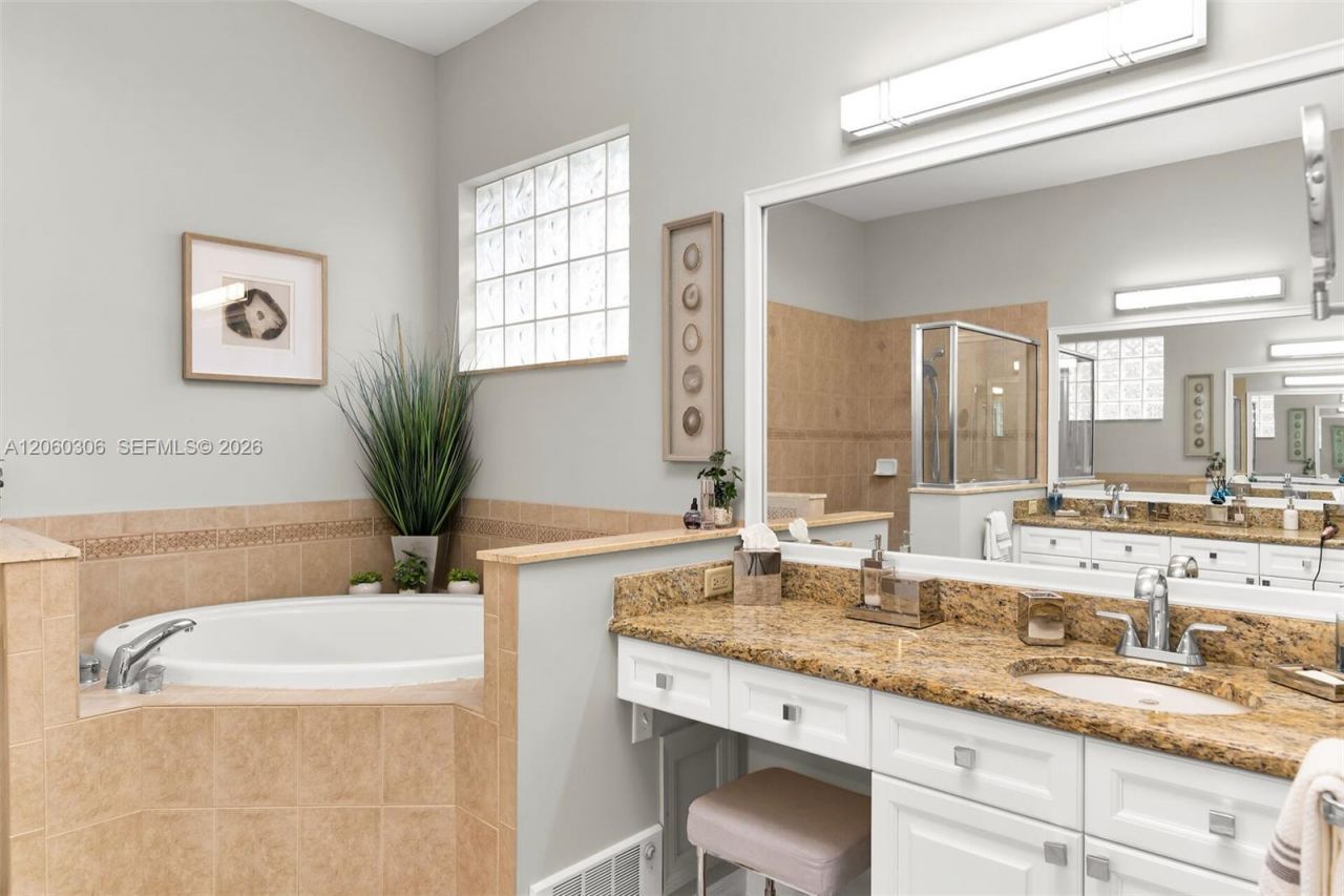14610 Laguna Dr. , Fort Myers, FL 33908 Photo