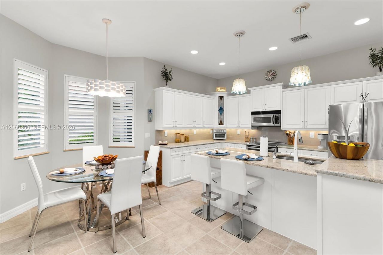 14610 Laguna Dr. , Fort Myers, FL 33908 Photo