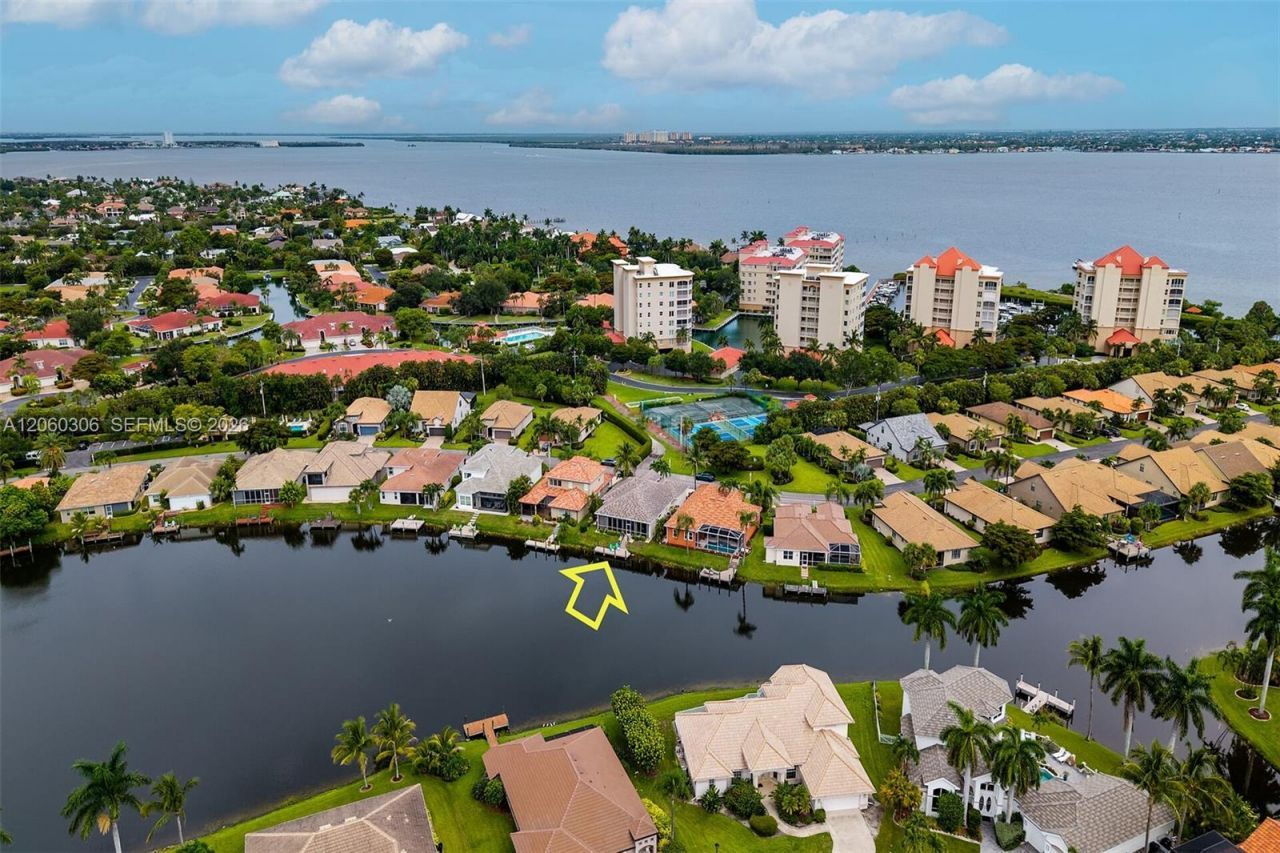 14610 Laguna Dr. , Fort Myers, FL 33908 Photo