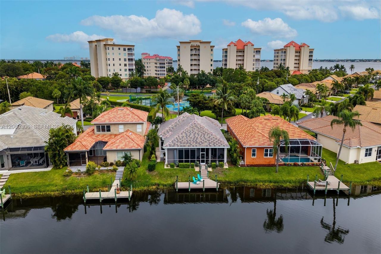 14610 Laguna Dr. , Fort Myers, FL 33908 Photo