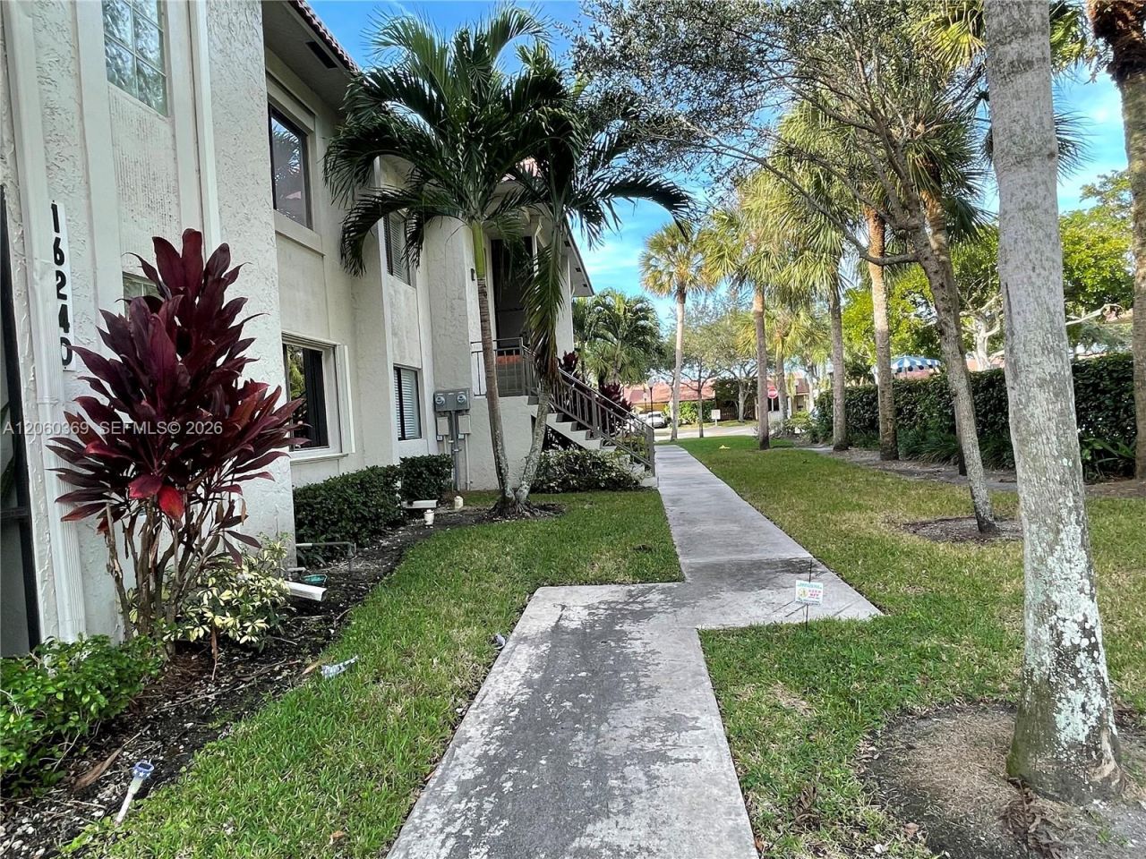 16240 Laurel Dr , Unit 101, Weston, FL 33326 Photo