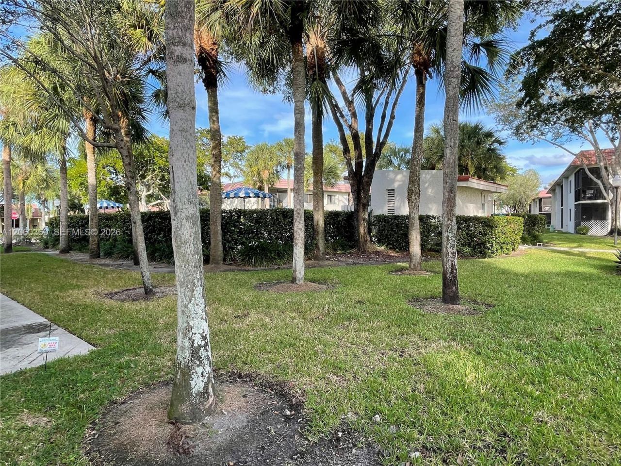 16240 Laurel Dr , Unit 101, Weston, FL 33326 Photo