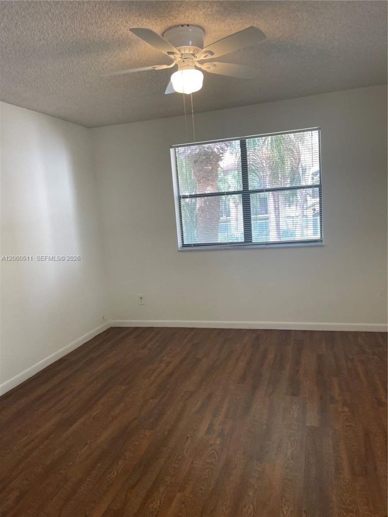 510 S Park Rd, Unit 22-10, Hollywood, FL 33021 Photo