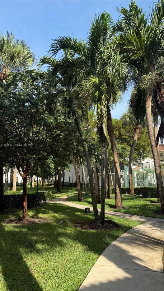 510 S Park Rd, Unit 22-10, Hollywood, FL 33021 Photo