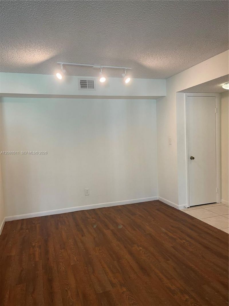 510 S Park Rd, Unit 22-10, Hollywood, FL 33021 Photo