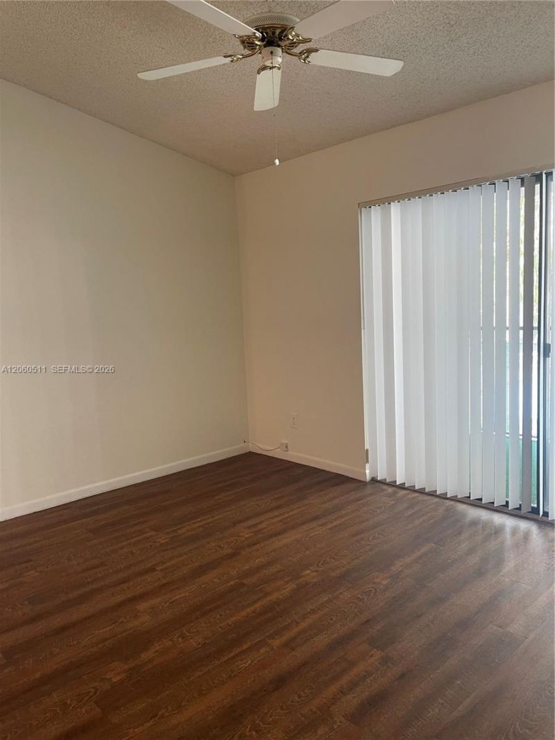 510 S Park Rd, Unit 22-10, Hollywood, FL 33021 Photo