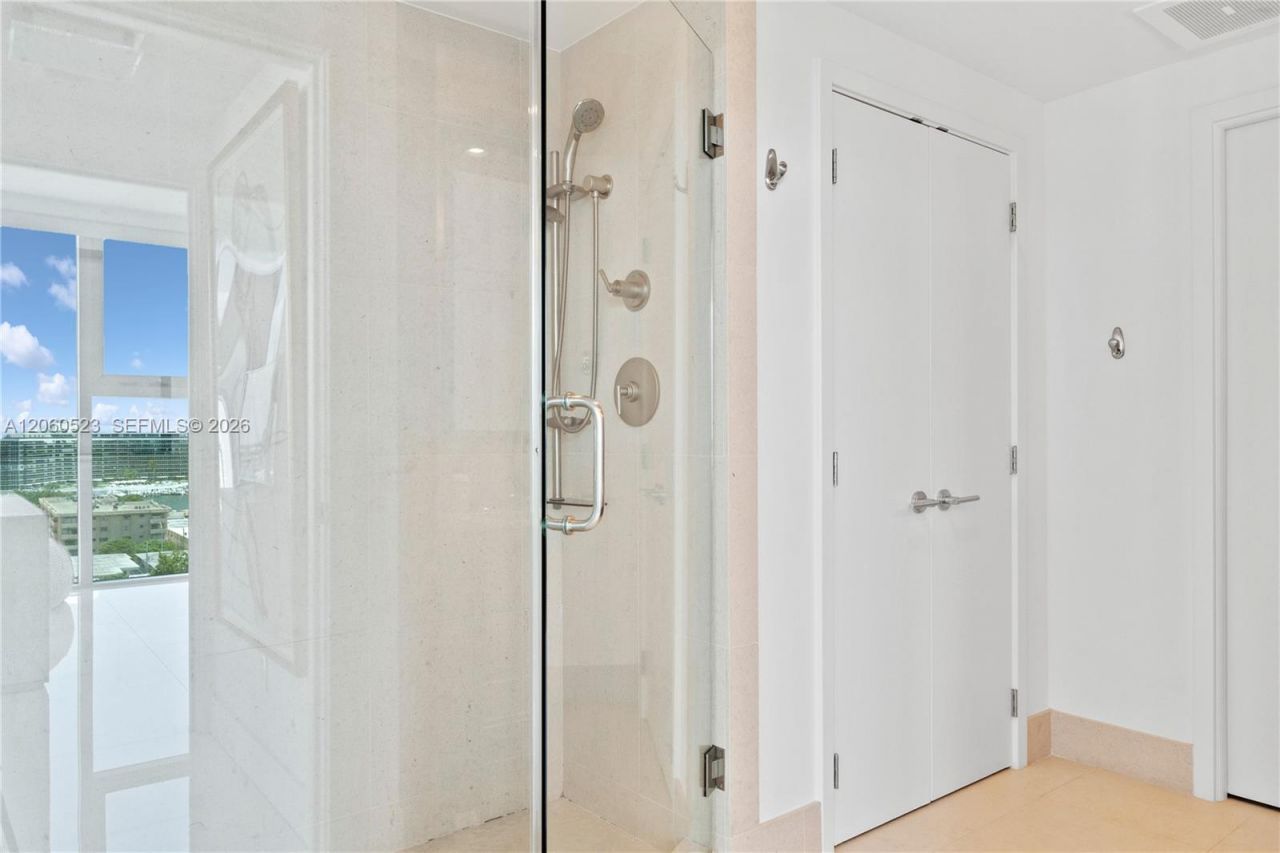 Please Call For Address, Unit 1104, Miami Beach, FL 33141 Photo