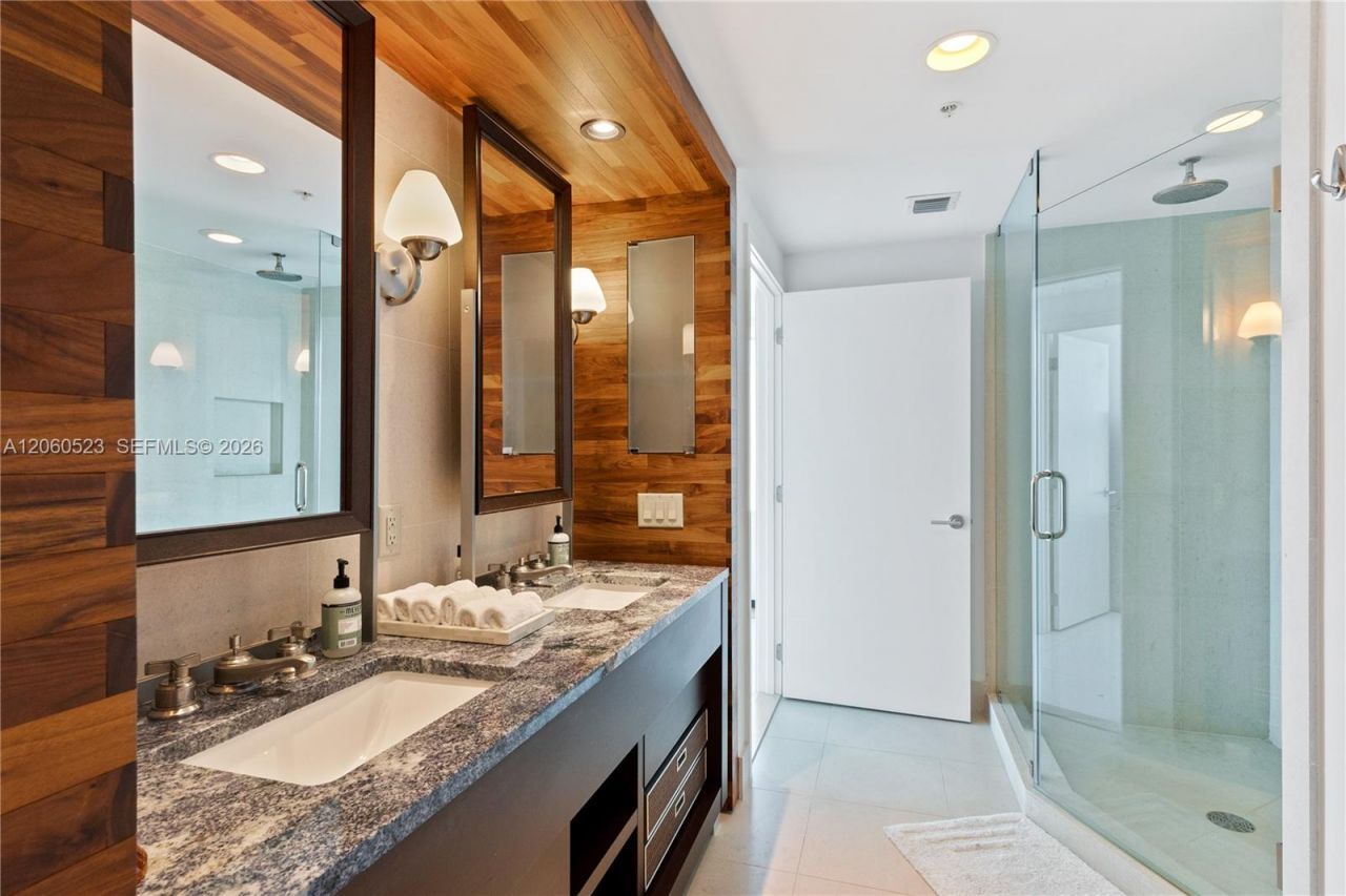 Please Call For Address, Unit 1104, Miami Beach, FL 33141 Photo