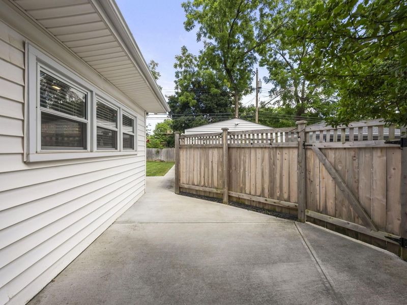 218 S Chesterfield Road, Columbus, OH 43209 Photo 34