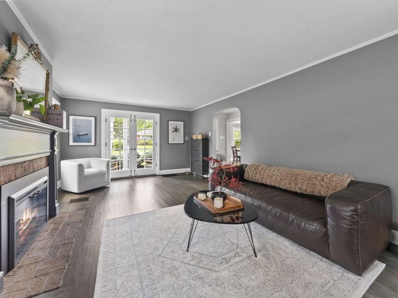 218 S Chesterfield Road, Columbus, OH 43209 Photo 4