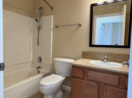 5765 Vista Serena Way, Unit APT 101, Sparks, NV 89436 Photo