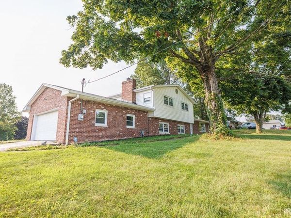 3915 S Kennedy Drive, Bloomington, IN 47401