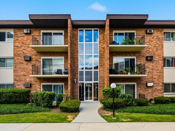 Unit 5-201, Oak Lawn, IL 60453