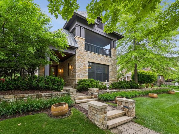 2224 Portico Green, Wayzata, MN 55391