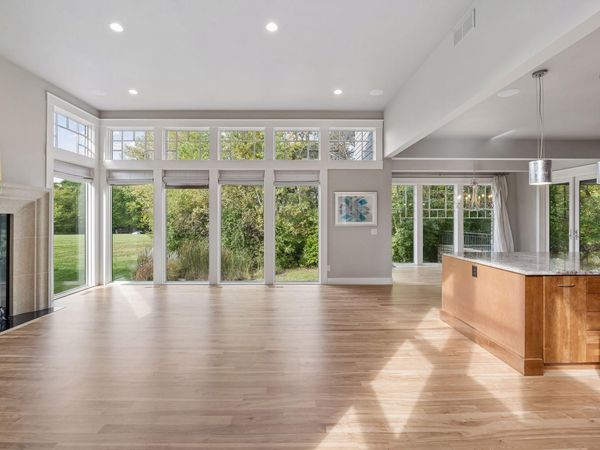 2224 Portico Green, Wayzata, MN 55391