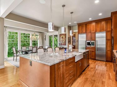 2224 Portico Green , Wayzata, MN 55391