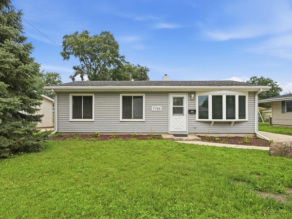 7726 New Hampshire Avenue , Hammond, IN 46323