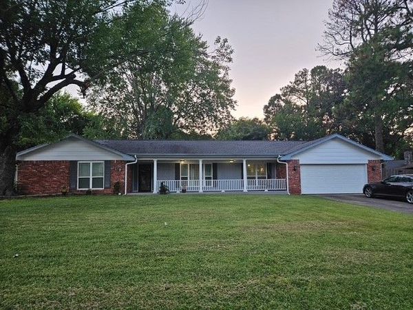2817 Robin Lane, Muskogee, OK 74403