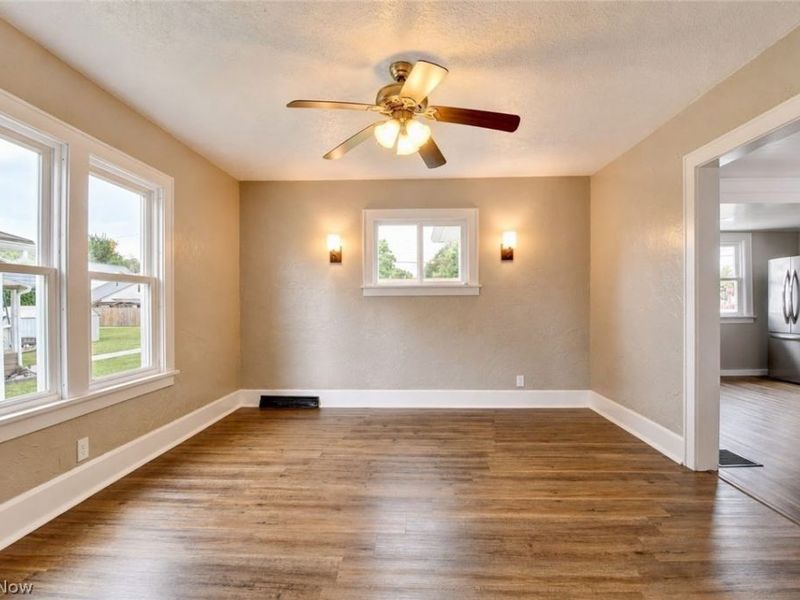 309 Redwood Street SW, Beach City, OH 44608 Photo 16