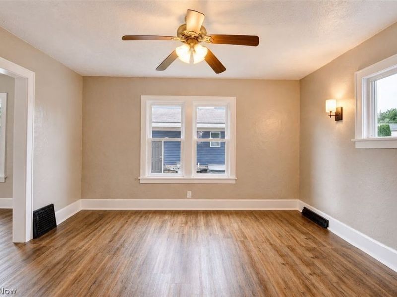 309 Redwood Street SW, Beach City, OH 44608 Photo 17