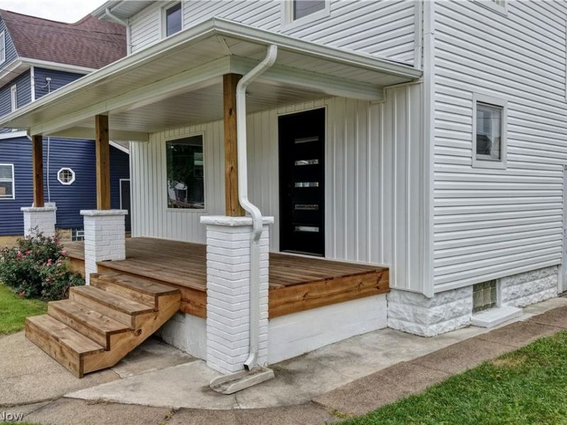 309 Redwood Street SW, Beach City, OH 44608 Photo 4