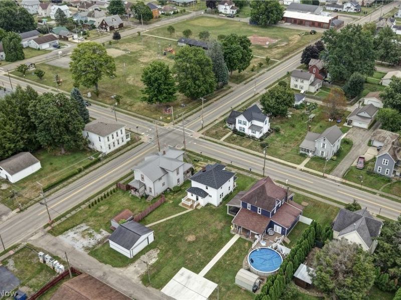 309 Redwood Street SW, Beach City, OH 44608 Photo 45