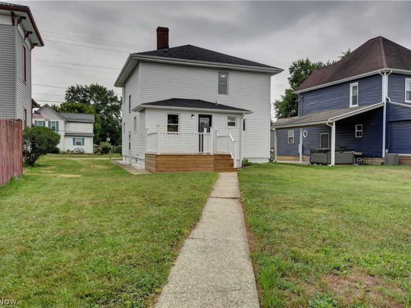 309 Redwood Street SW, Beach City, OH 44608 Photo 8