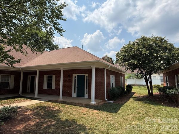 7045 Somerset Springs Drive, Unit F, Charlotte, NC 28262