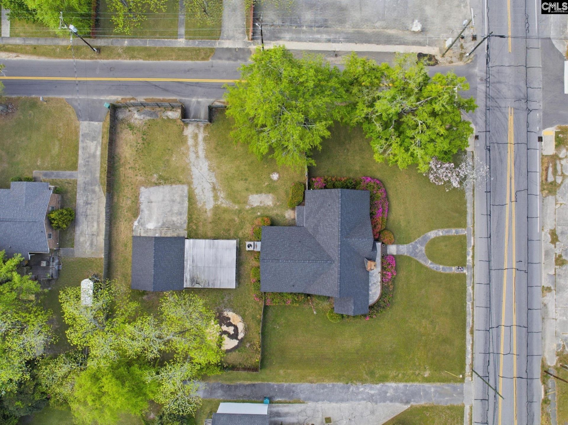 570 W Columbia Avenue  Photo 47